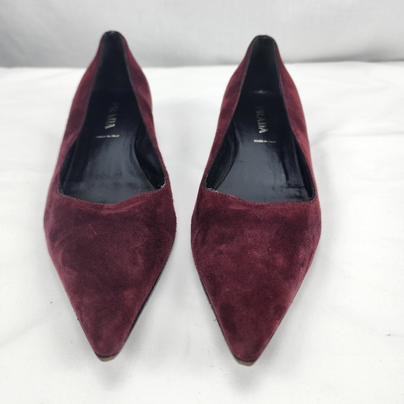 Prada Burgandy Suede Pointed Toe Pumps  Prada Size 38.5 US 8.5 made in Italy! - Picture 10 of 10